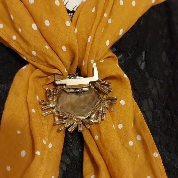 Vintage Gold Tone Framed Coin Scarf Ring Clip - Picture 4 of 6